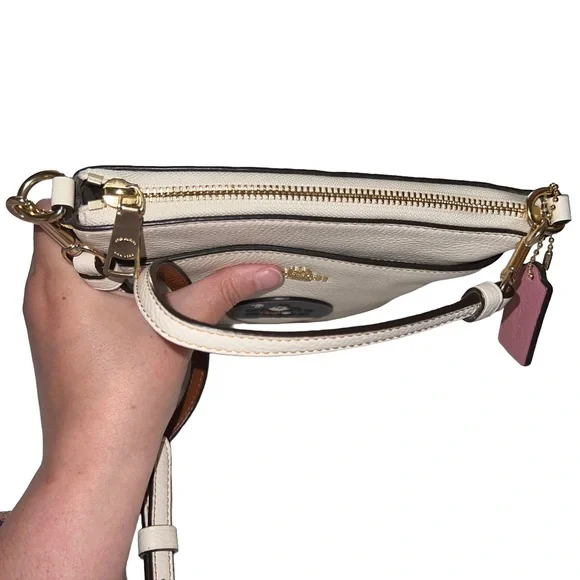 COACH Pebbled Leather Minnie Mouse Kitt Messenger Crossbody With Patches - Picture 6 of 16